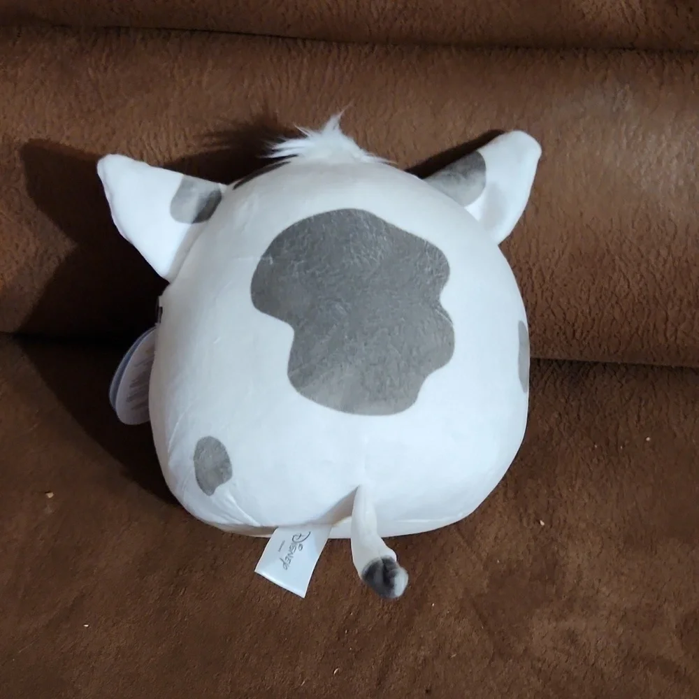 NWT Disney Pua Squishmallows NWT